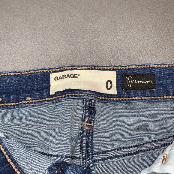 Jean shorts - Picture 3 of 3